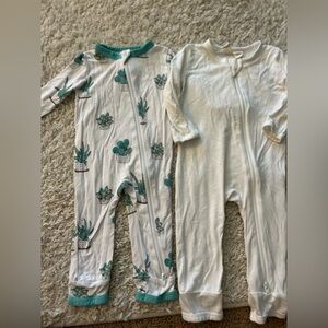 2 zipper Kyte baby rompers 0-3 months good condition! Lots of life left!